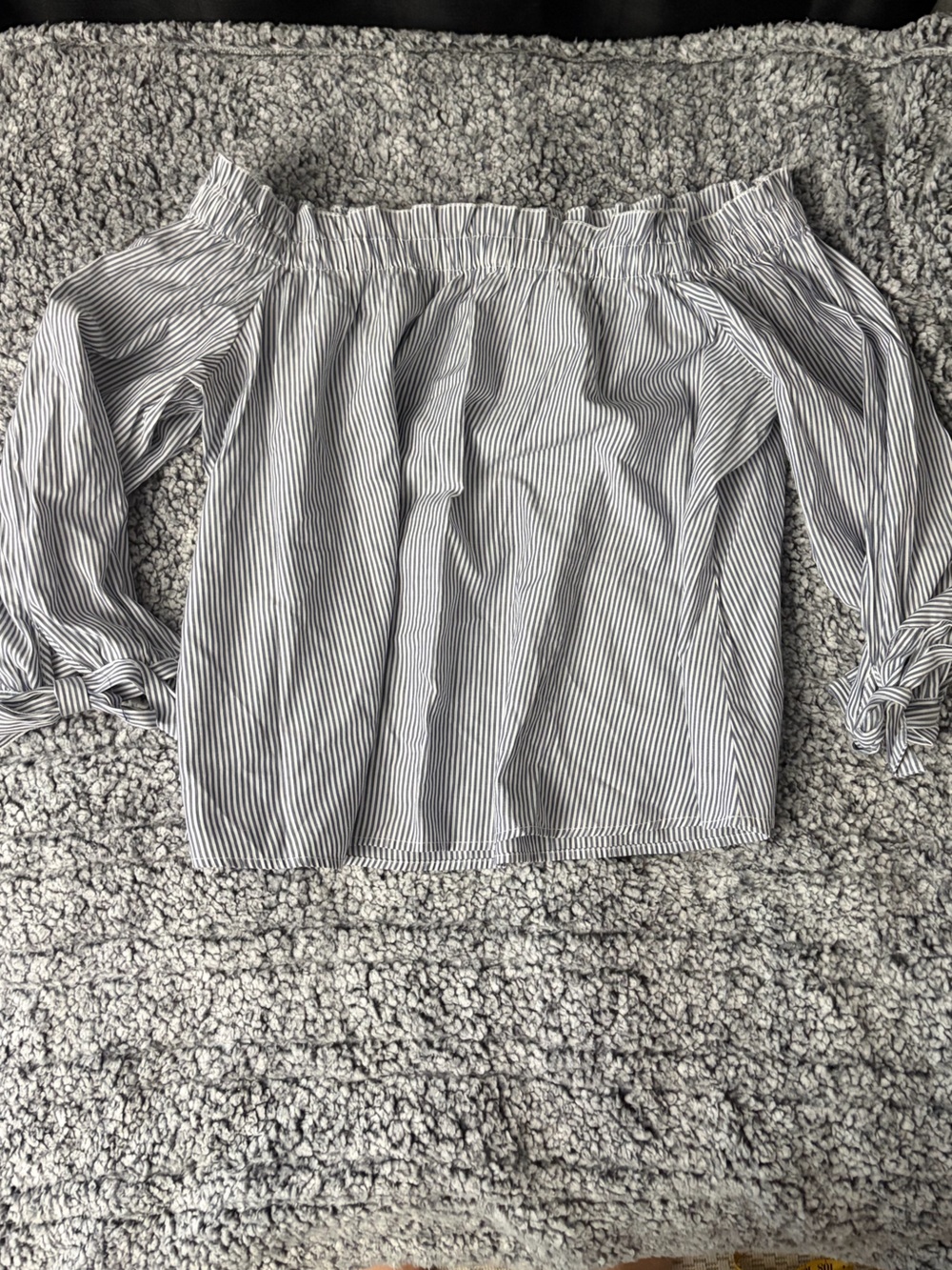 American Eagle Outfitters Black and White Striped Blouse